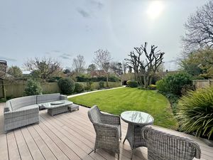 Photo 26- click for photo gallery